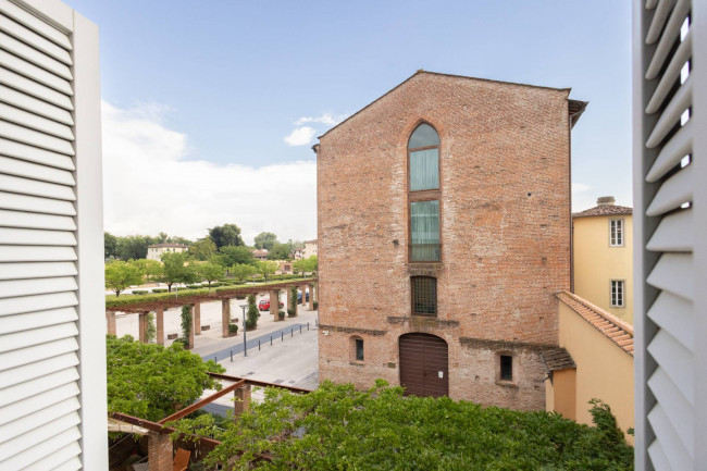 Apartment a Lucca