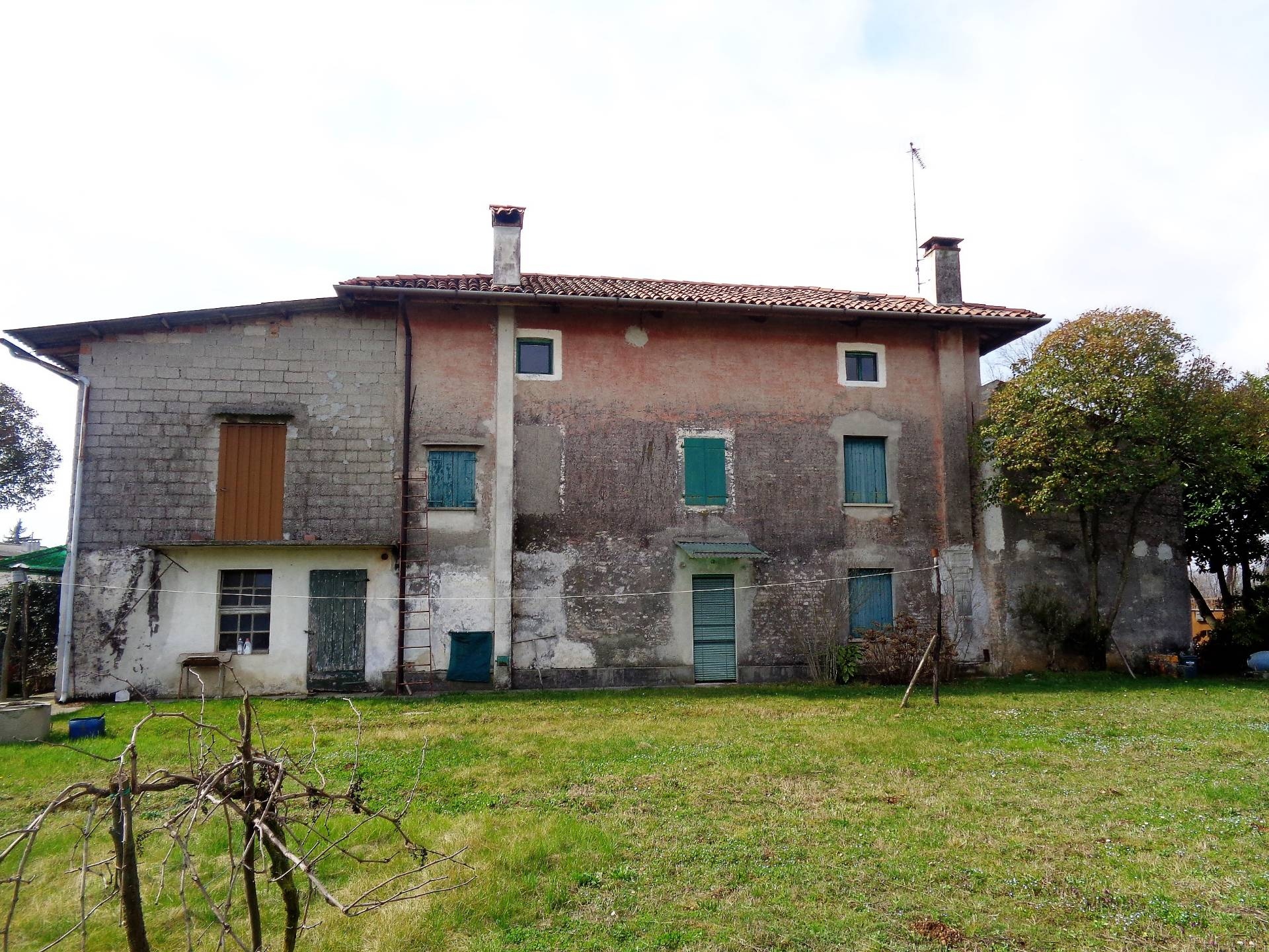 Villa Unifamiliare - Indipendente SEDEGLIANO vendita    Immobiliare Collini