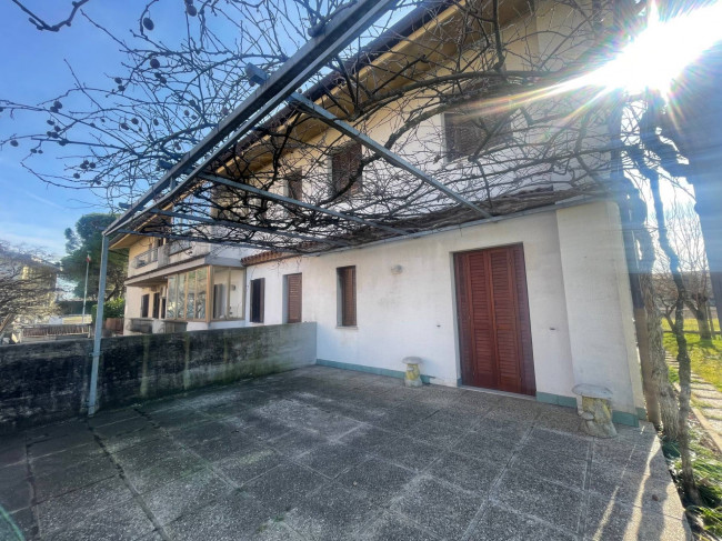 Casa indipendente in affitto a Adegliacco, Tavagnacco (UD)