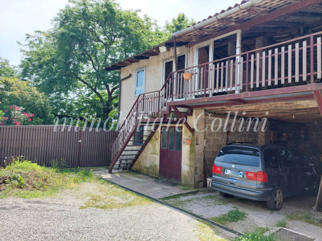 Casa indipendente in vendita a Tarcento (UD)