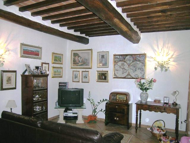 Rustico in vendita a San Colombano, Capannori (LU)