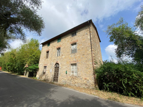 Rustico in vendita a Pieve A Elici, Massarosa (LU)