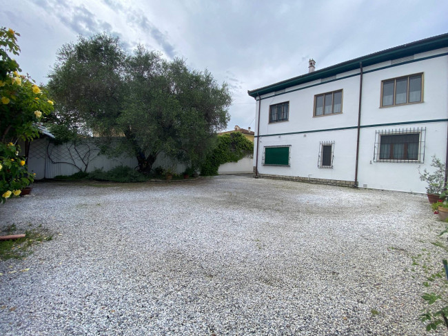 Villa in vendita a Vecchiano (PI)