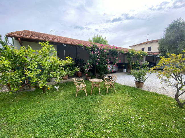 Villa in vendita a Vecchiano (PI)