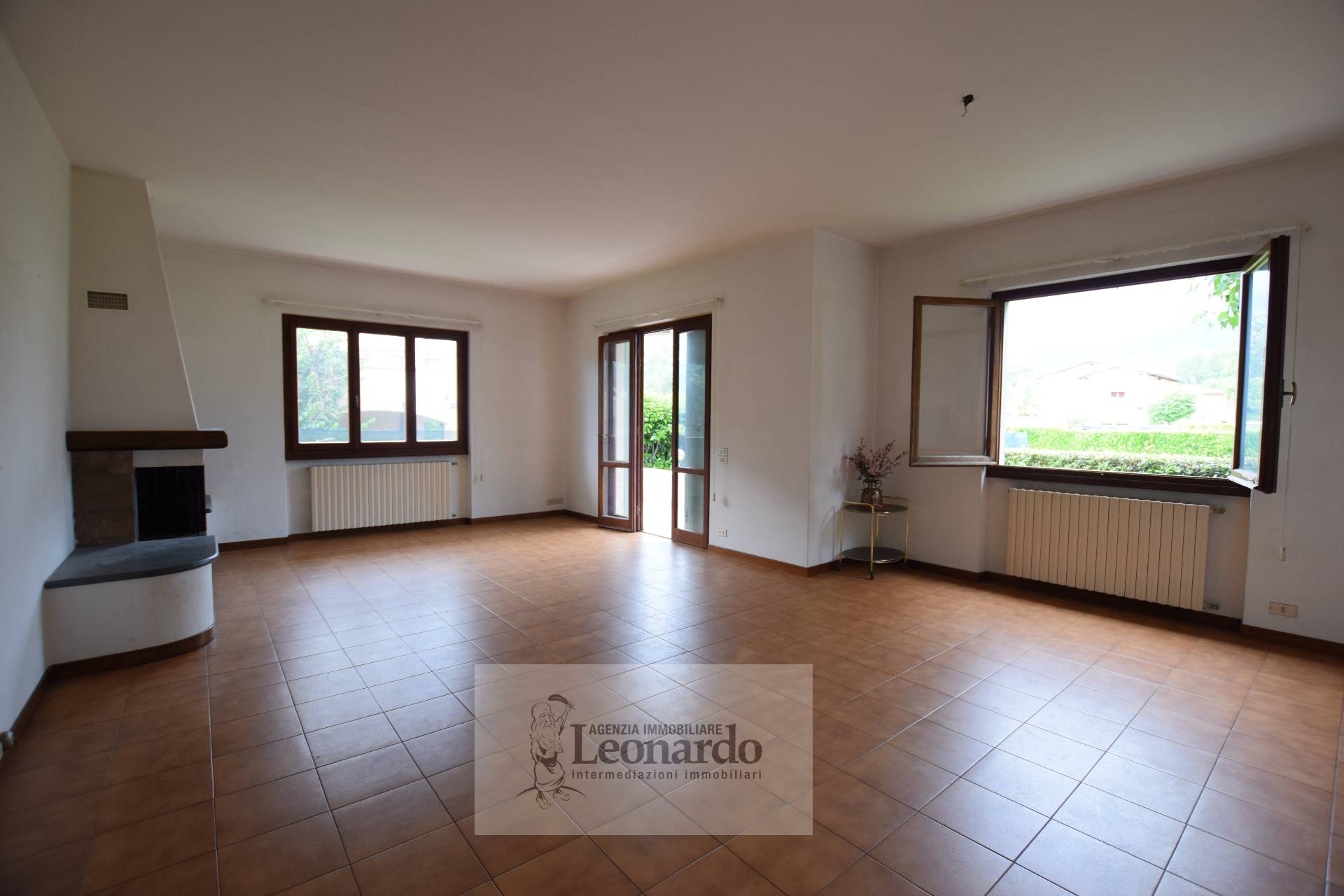 Villa PIETRASANTA vendita  Marina di Pietrasanta  Immobiliare Leonardo srl