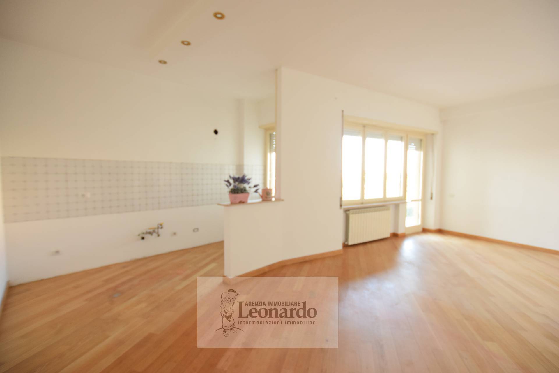  viareggio vendita quart: marco polo/ don bosco immobiliare leonardo srl