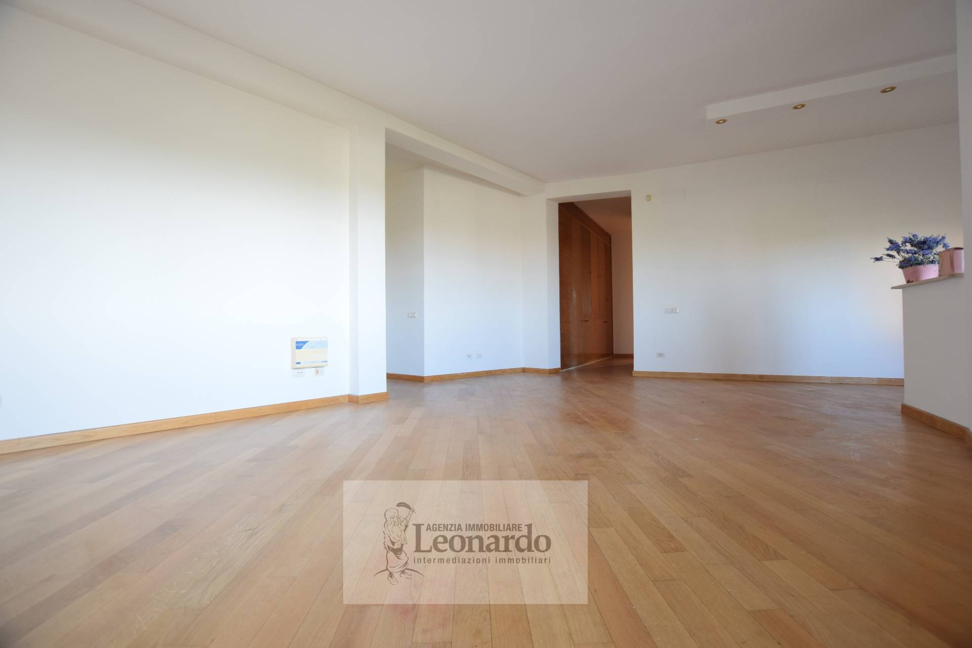 Appartamento VIAREGGIO vendita  Marco Polo/ Don Bosco  Immobiliare Leonardo srl