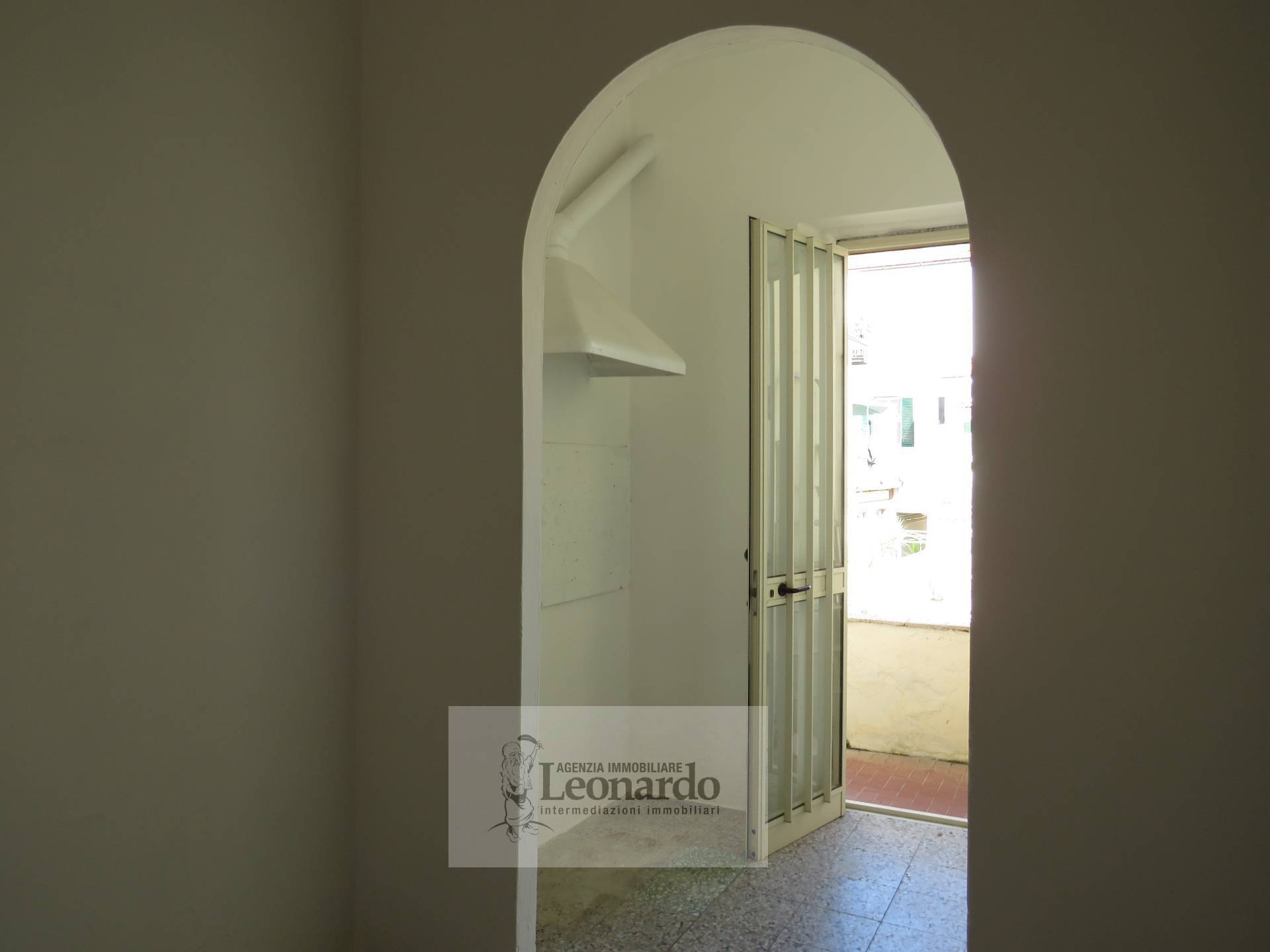 Appartamento VIAREGGIO vendita  Centro  Immobiliare Leonardo srl