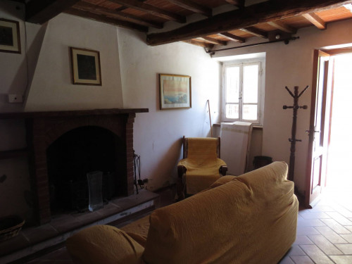 Casa indipendente in vendita a Montigiano, Massarosa (LU)