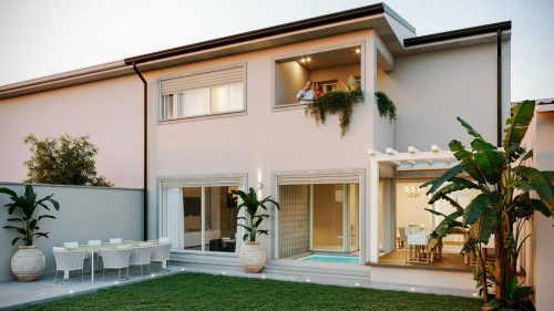Indipendent house for Sale to Forte dei Marmi