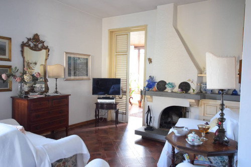 Indipendent house for Rent to Camaiore
