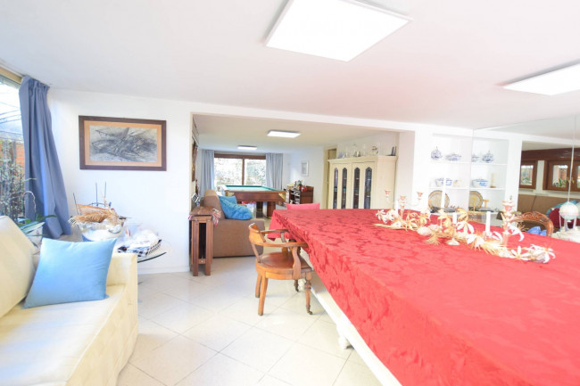 Villa in vendita a Viareggio (LU)