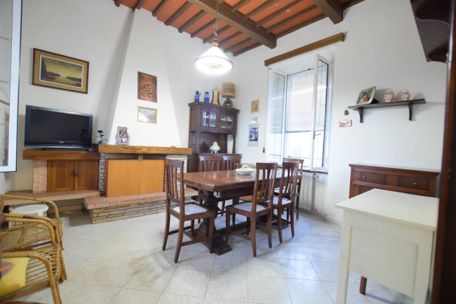 Casa indipendente in Vendita a Viareggio