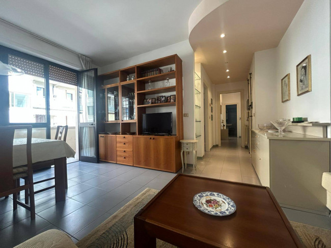 Appartamento in Vendita a Viareggio