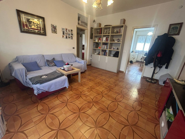 Apartment for Sale to Viareggio