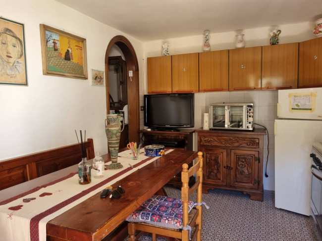 Indipendent house for Sale to Camaiore