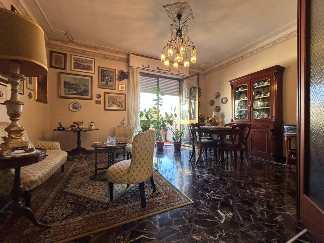 Apartment for Sale to Viareggio