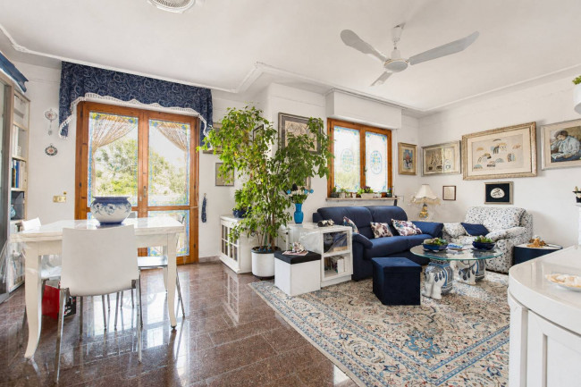 Apartment for Sale to Viareggio