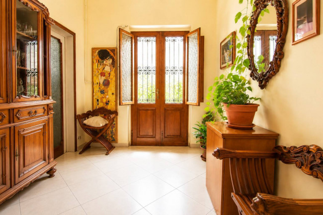 Casa indipendente in Vendita a Viareggio