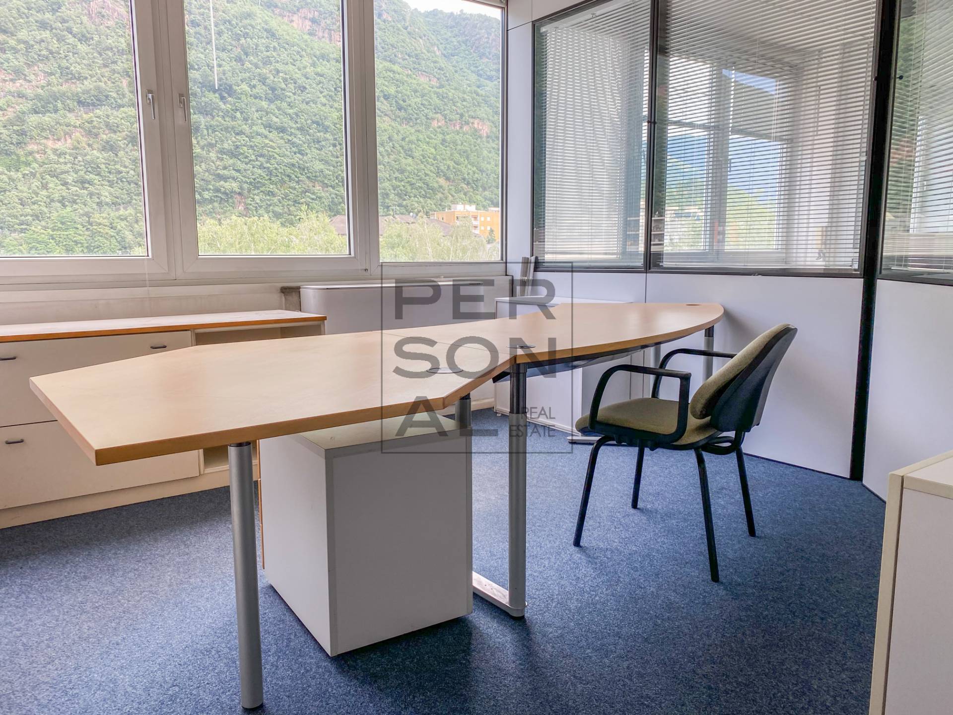 Ufficio - Loc.Com. BOLZANO affitto  Periferia  PERSONAL RE ? - Consulenza Immobiliare & Home Staging