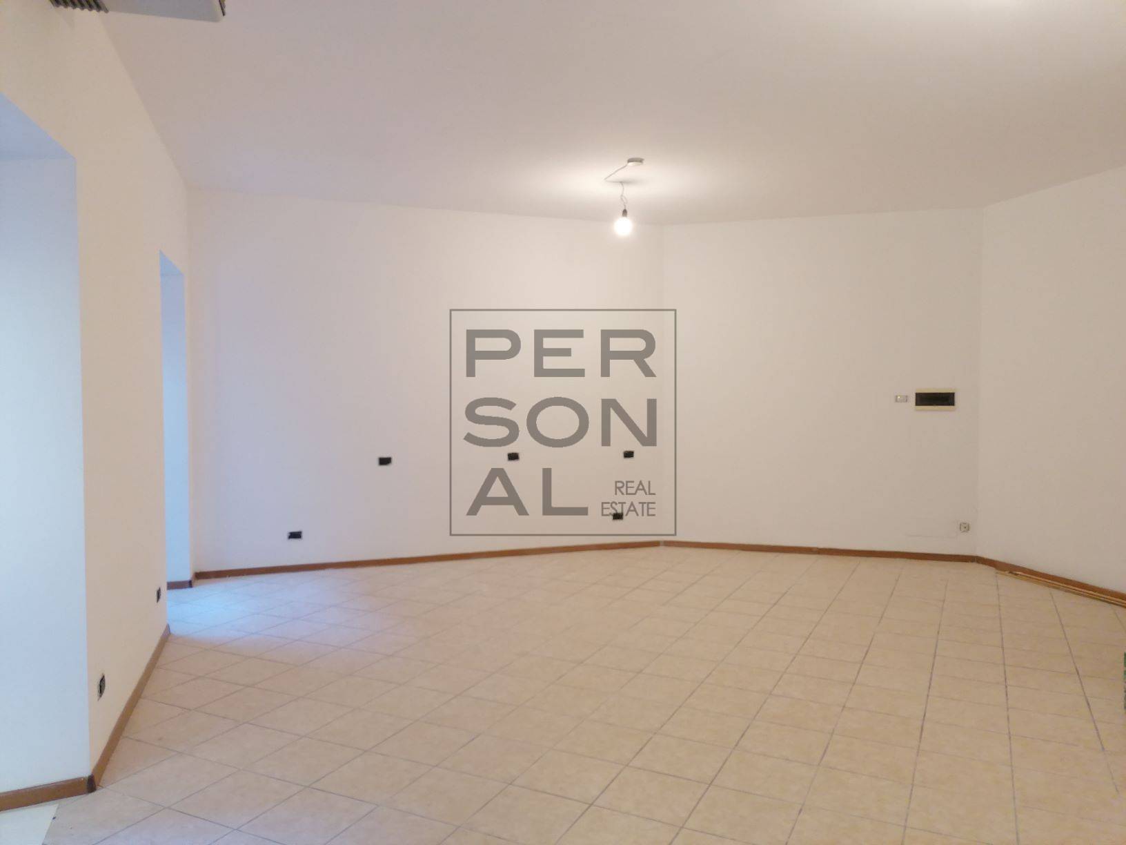 Ufficio - Loc.Com. TRENTO vendita  Povo  PERSONAL RE ? - Consulenza Immobiliare & Home Staging