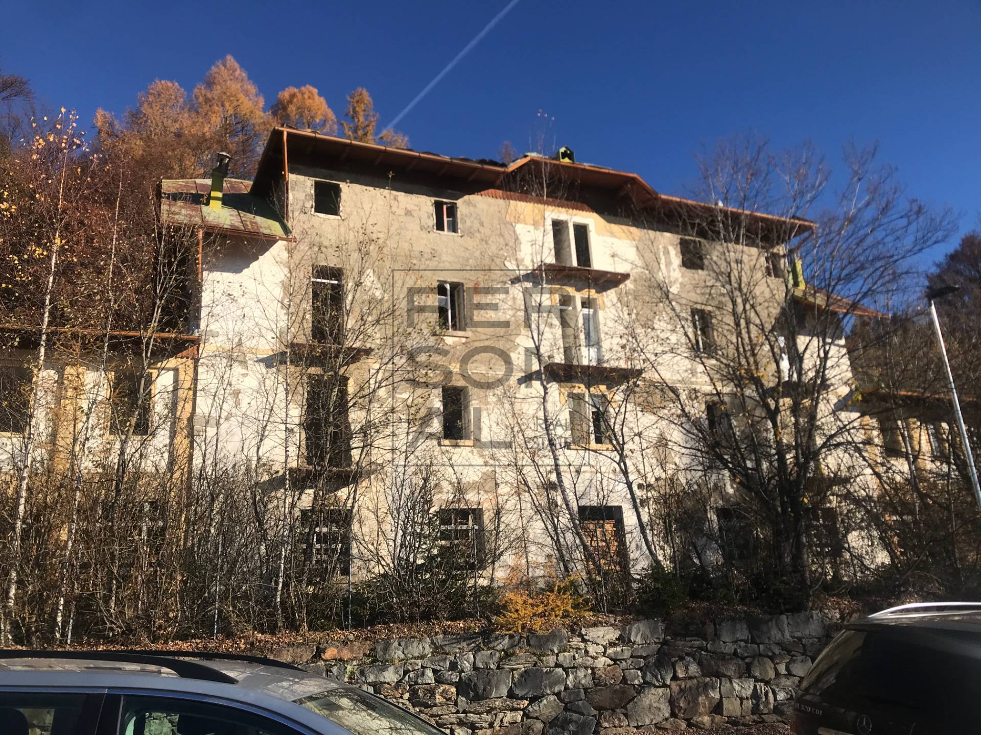 Hotel/Albergo/Turismo in vendita a Levico Terme