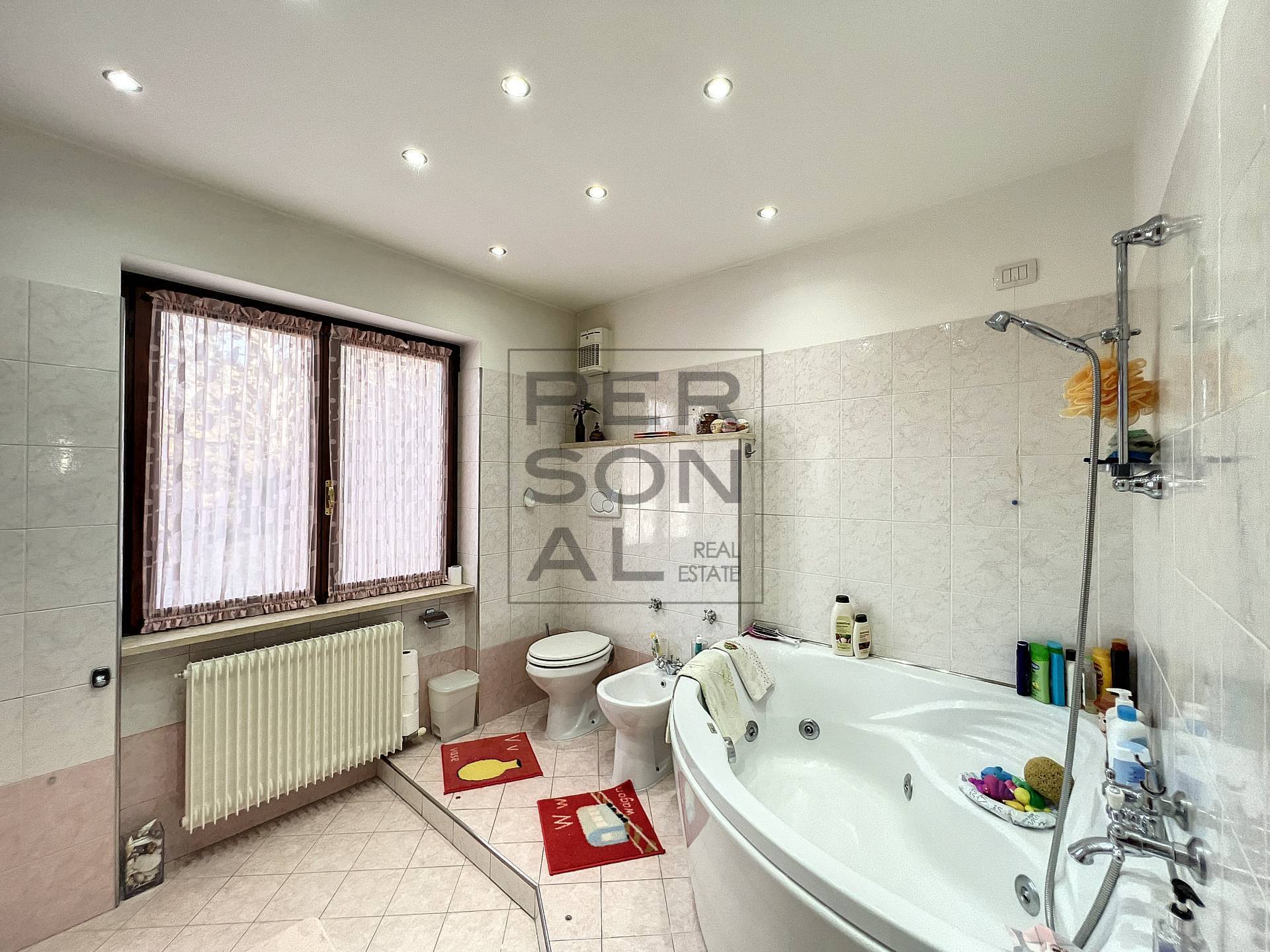 Foto villa indipendente in vendita a Trento (Trento)
