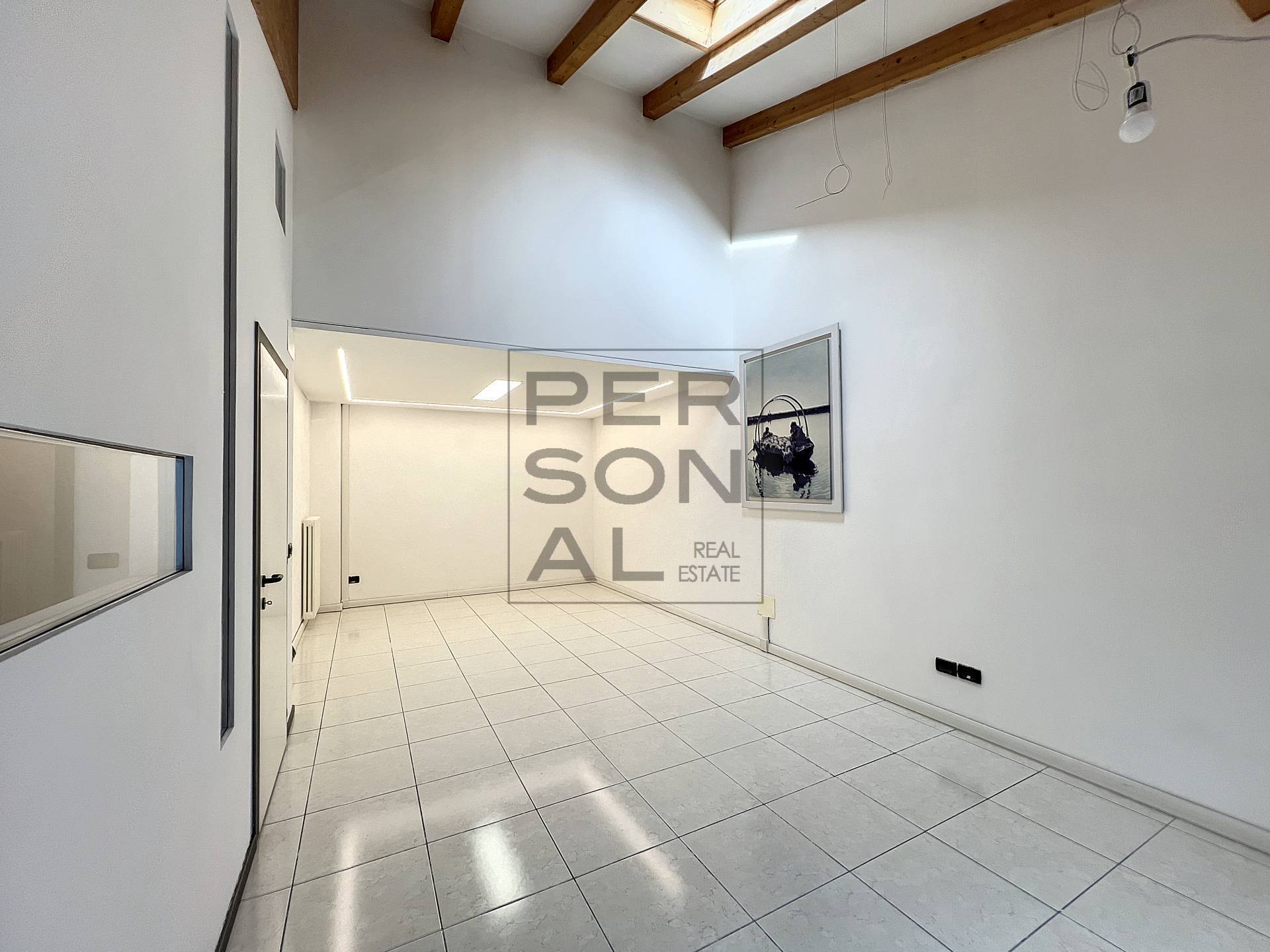 Foto ufficio in vendita a Pergine Valsugana (Trento)