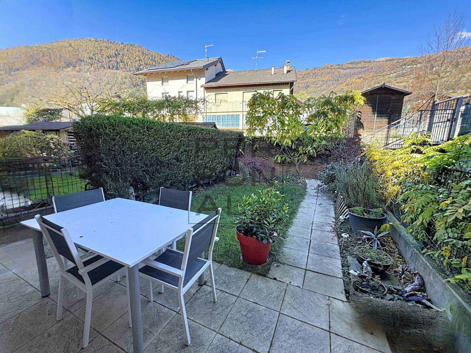 Foto appartamento in vendita a Roncegno Terme (Trento)