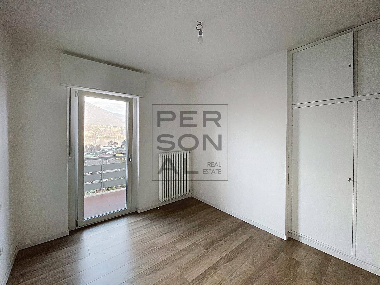 Foto villa indipendente in vendita a Calceranica al Lago (Trento)