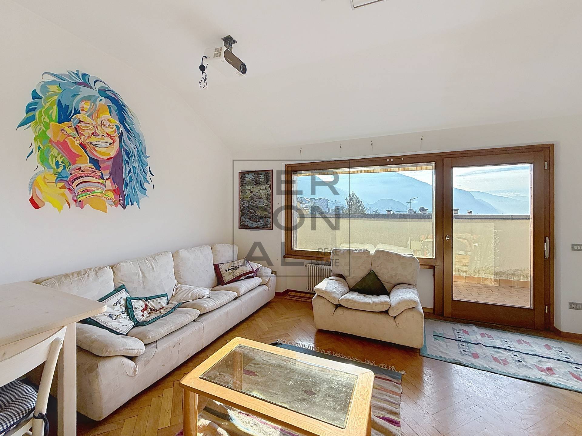 Foto appartamento in vendita a Trento (Trento)