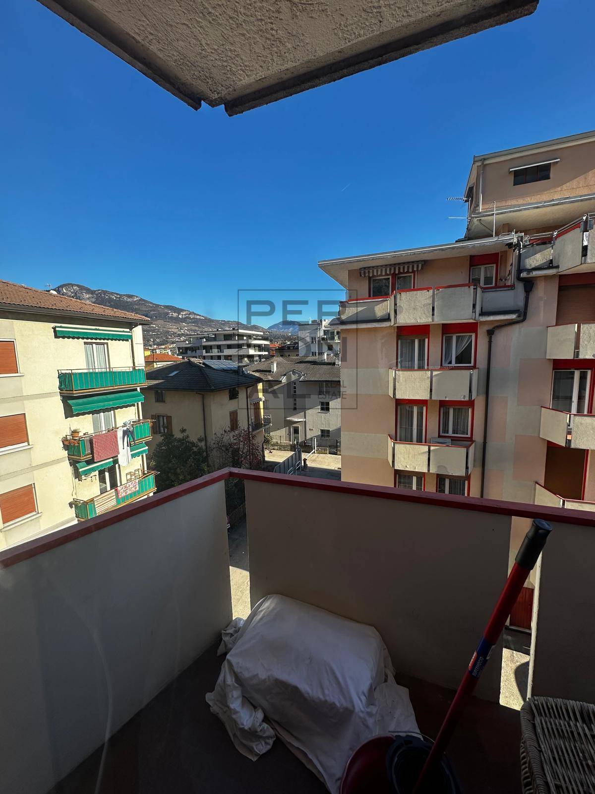 Foto appartamento in vendita a Trento (Trento)