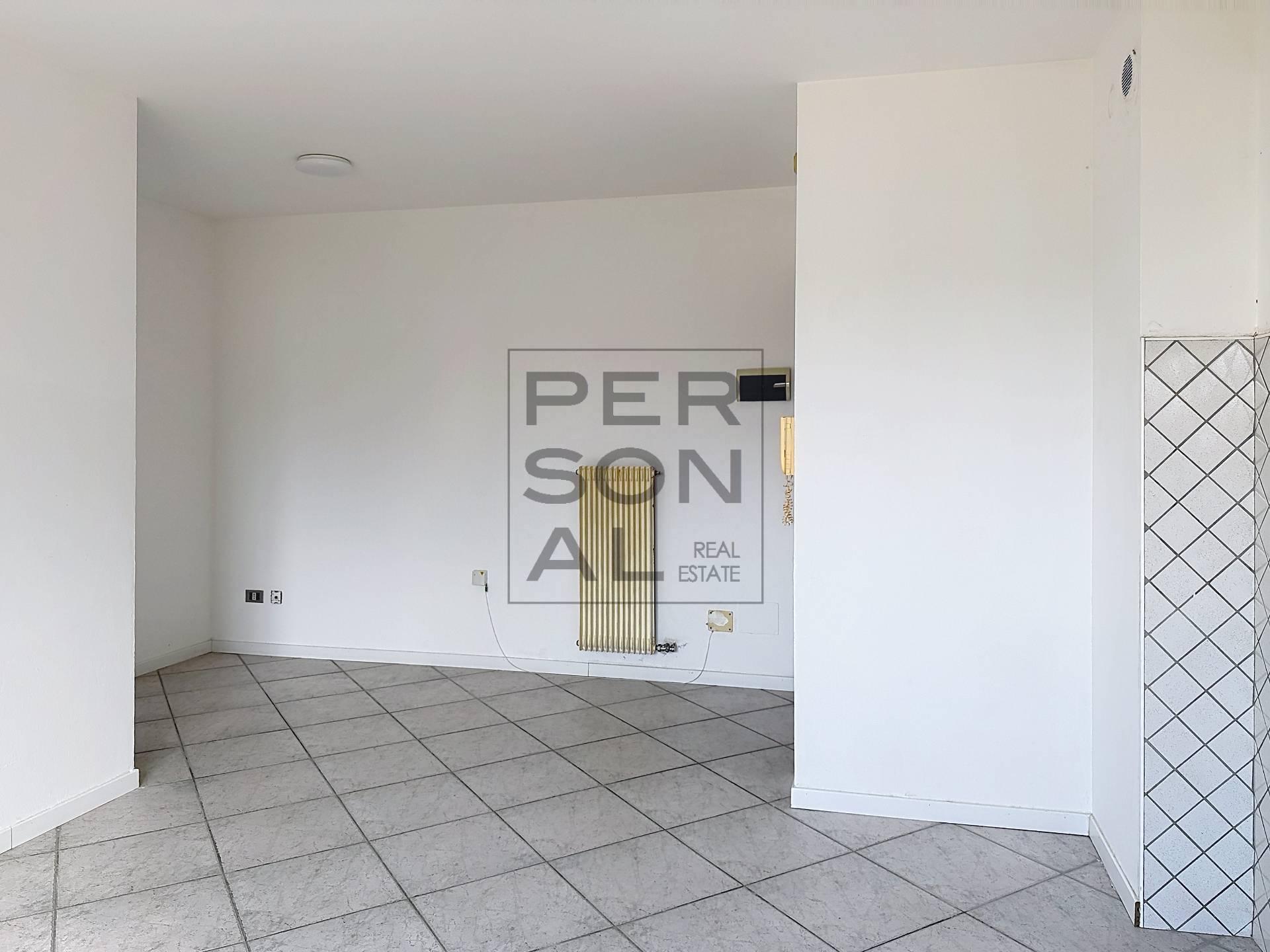 Foto appartamento in vendita a Trento (Trento)