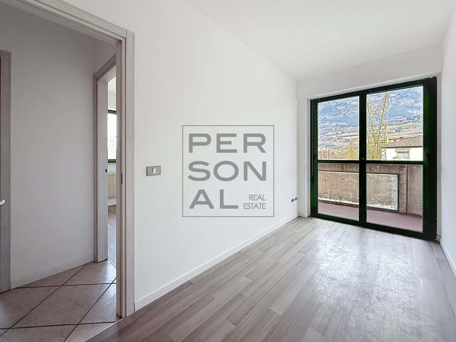 Foto appartamento in vendita a Trento (Trento)