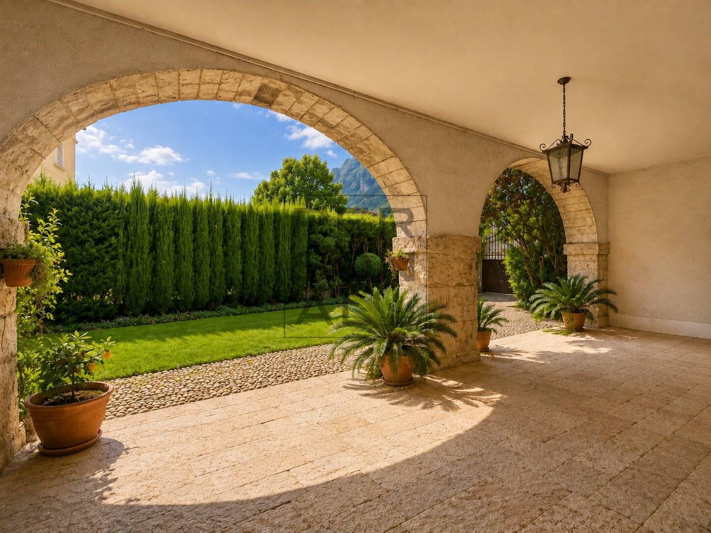 Foto villa indipendente in vendita a Riva del Garda (Trento)