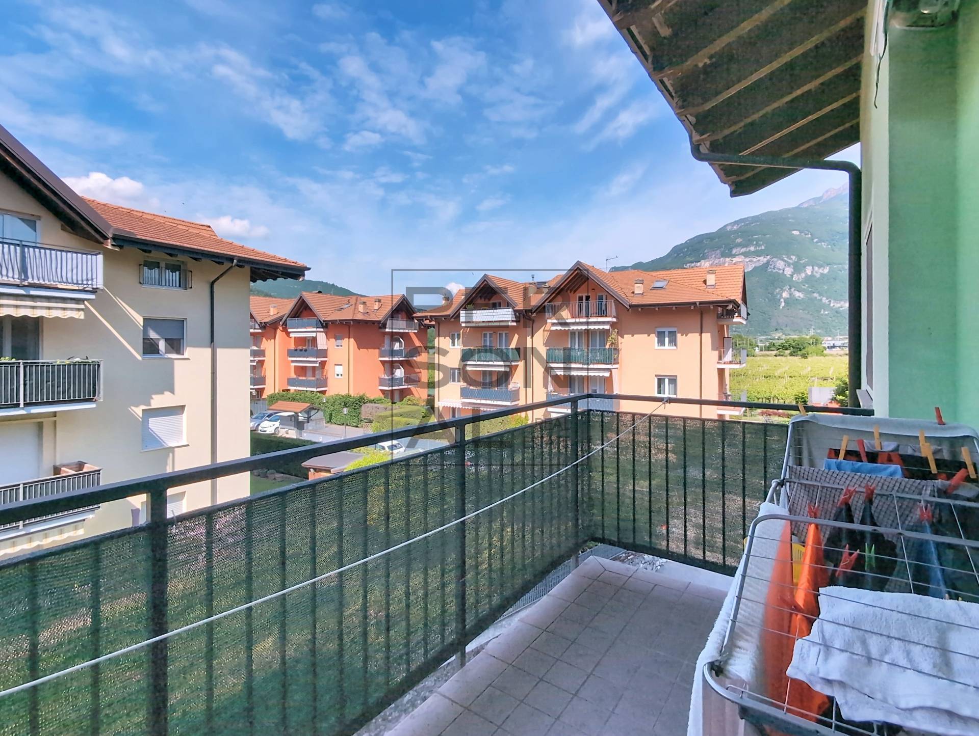 Foto appartamento in vendita a Rovereto (Trento)