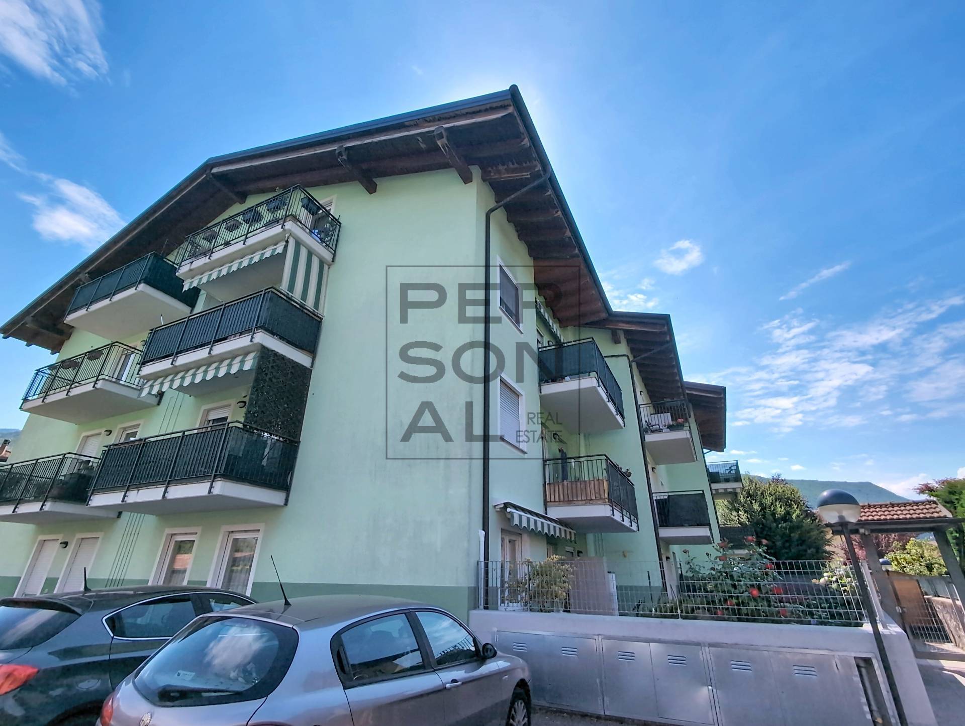 Foto appartamento in vendita a Rovereto (Trento)