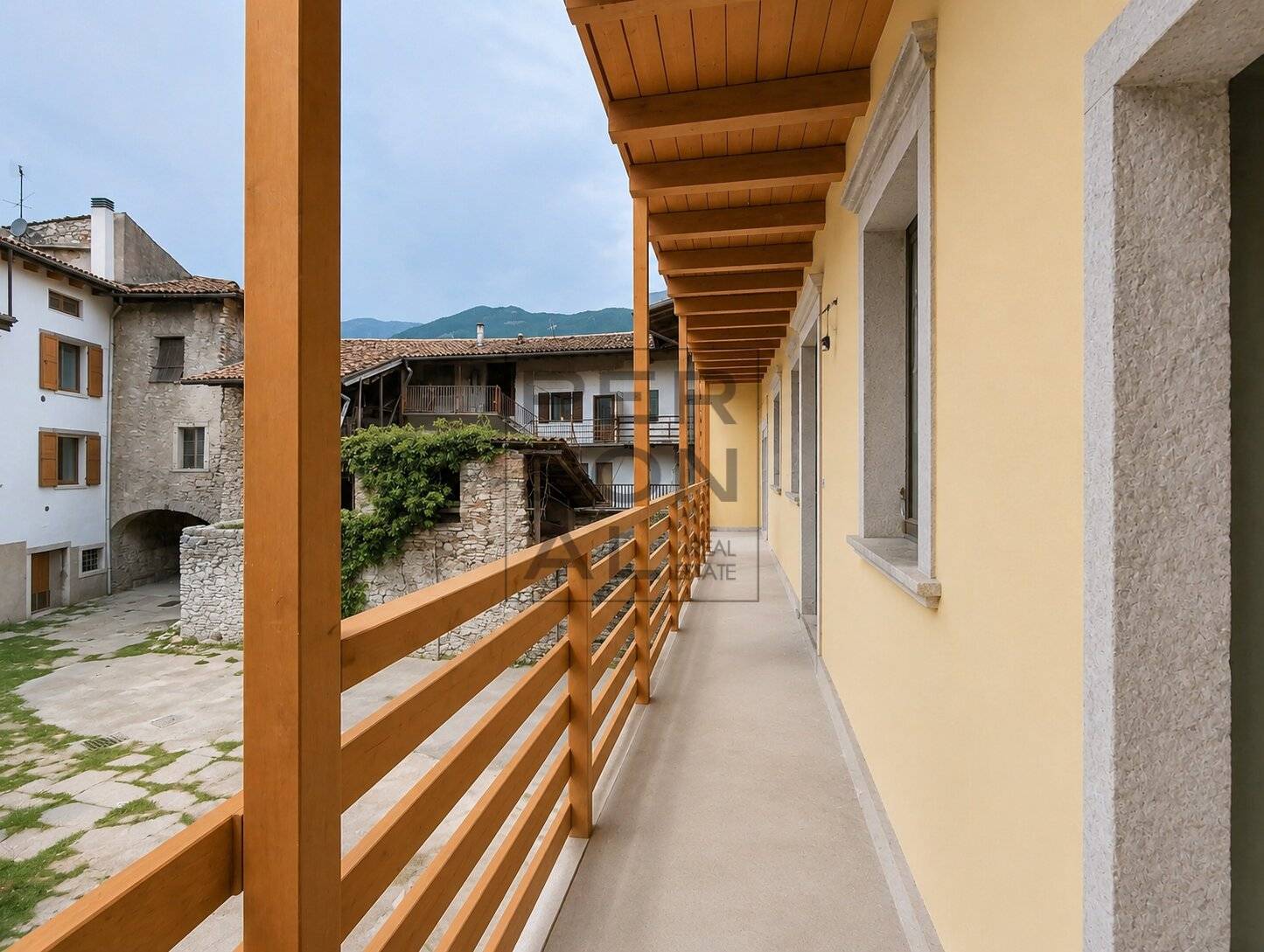 Foto appartamento in vendita a Volano (Trento)