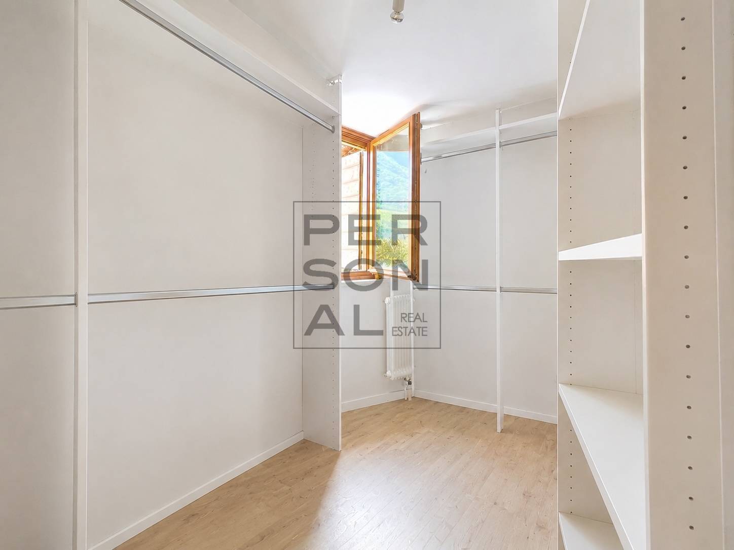 Foto porzione di casa in vendita a Ala (Trento)