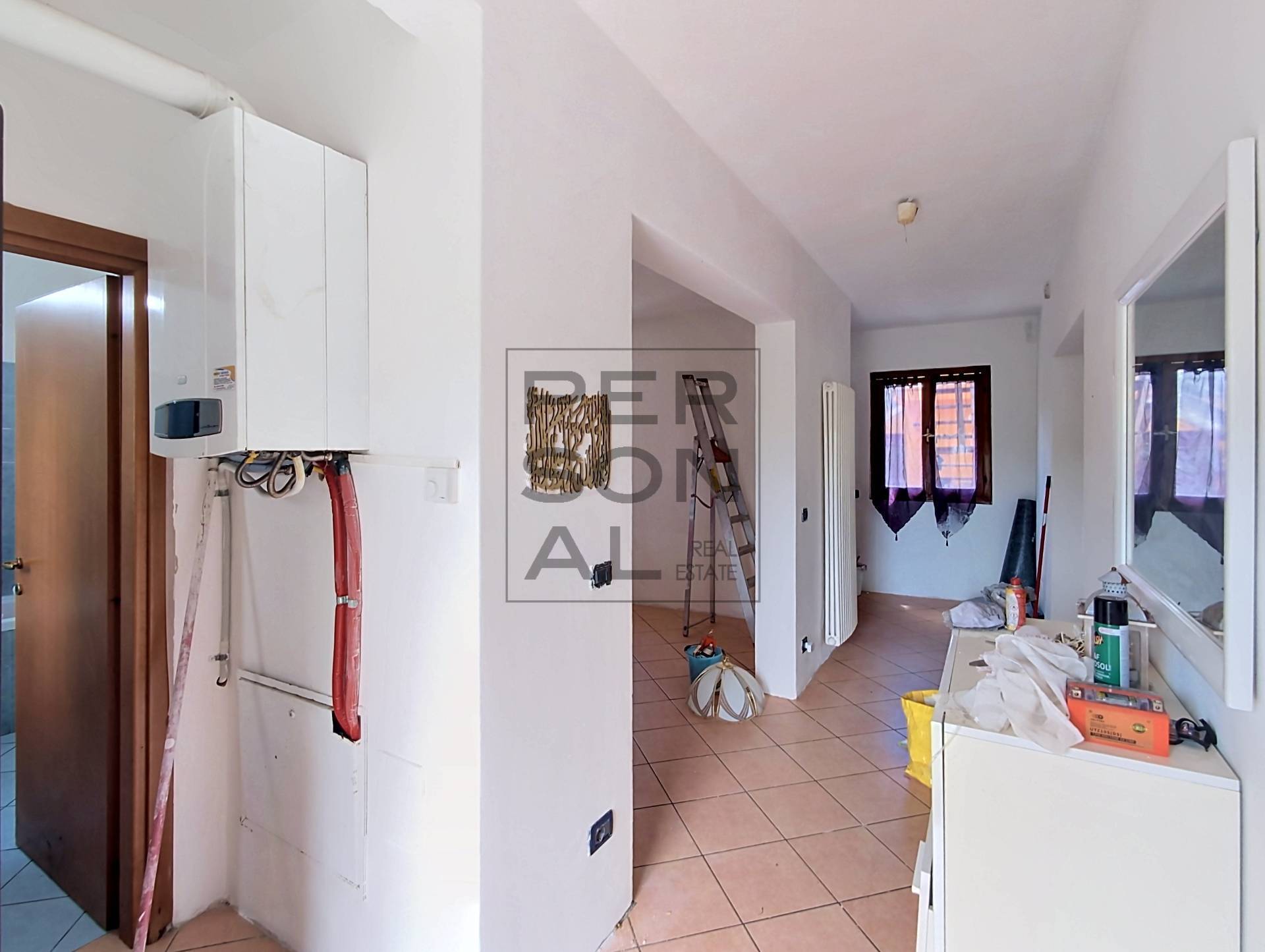 Foto porzione di casa in vendita a Rovereto (Trento)