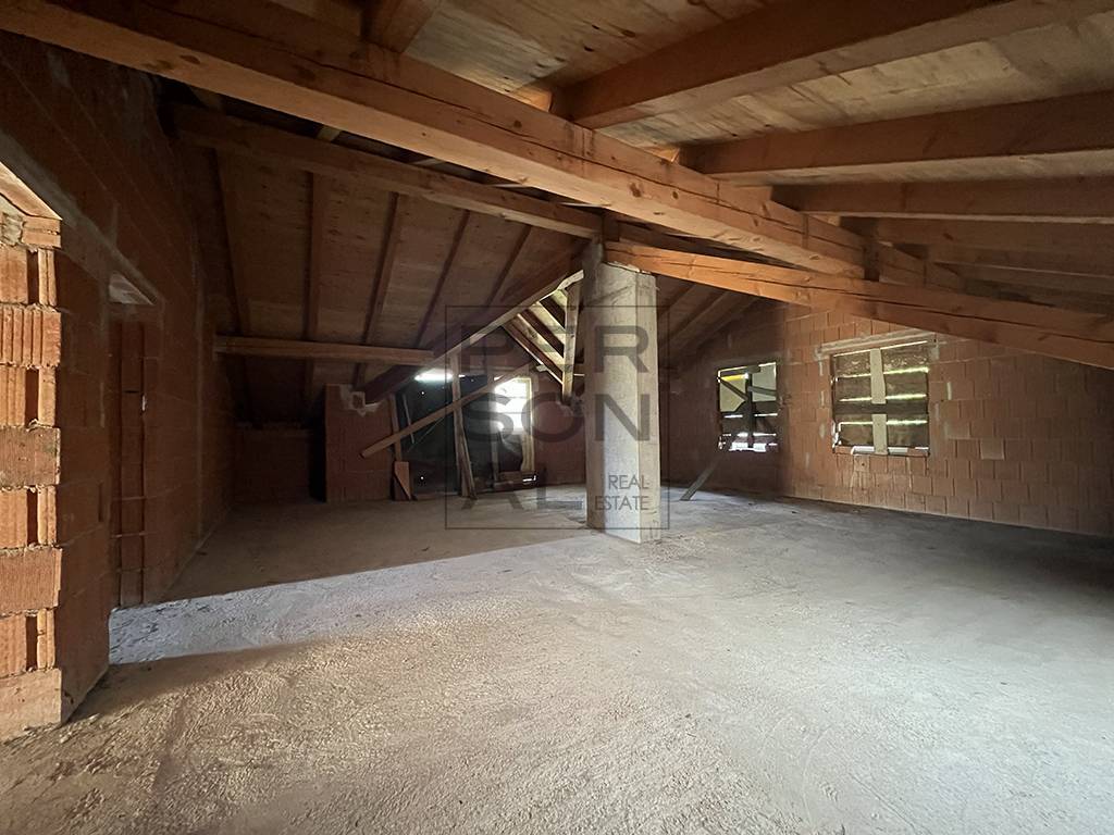 Foto casa indipendente in vendita a Roncegno Terme (Trento)