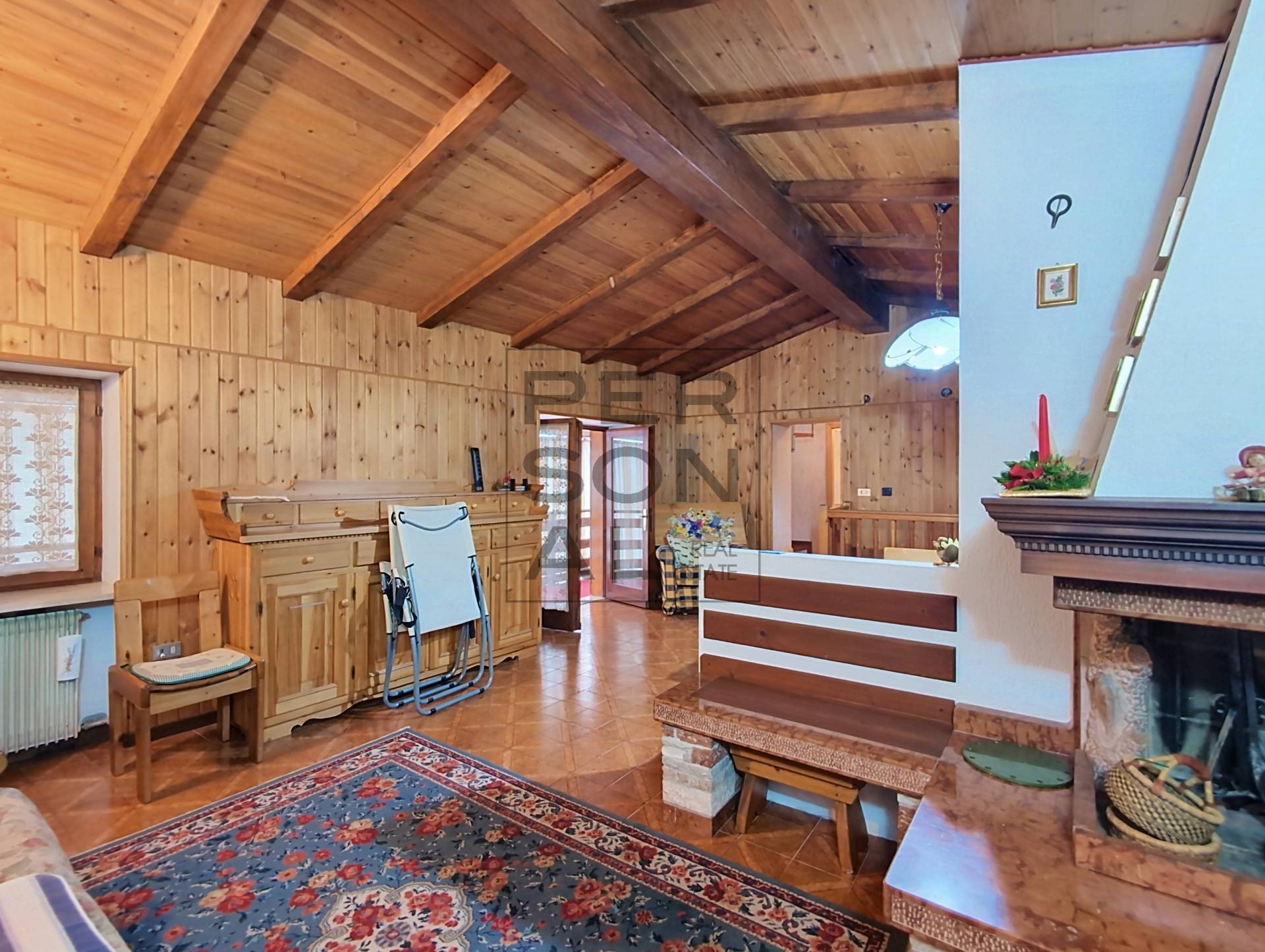 Foto porzione di casa in vendita a Trambileno (Trento)