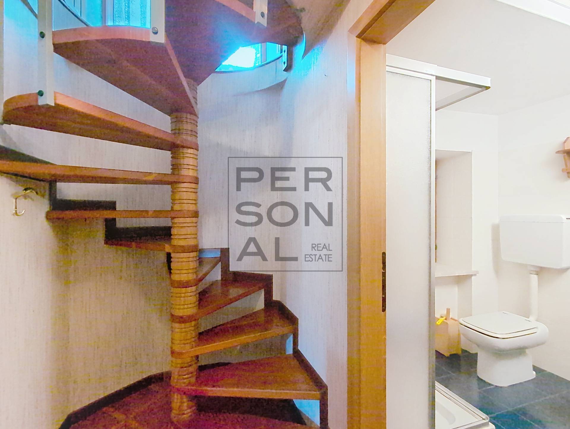 Foto porzione di casa in vendita a Trambileno (Trento)