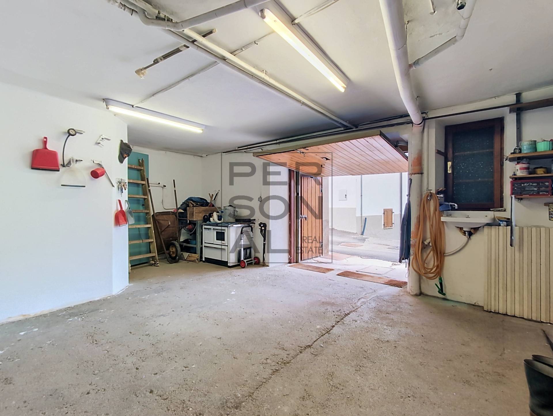 Foto porzione di casa in vendita a Trambileno (Trento)