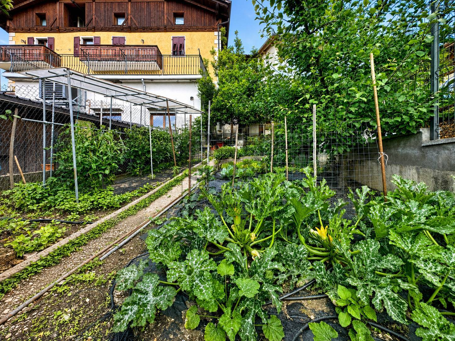 Foto porzione di casa in vendita a Ville d'Anaunia (Trento)