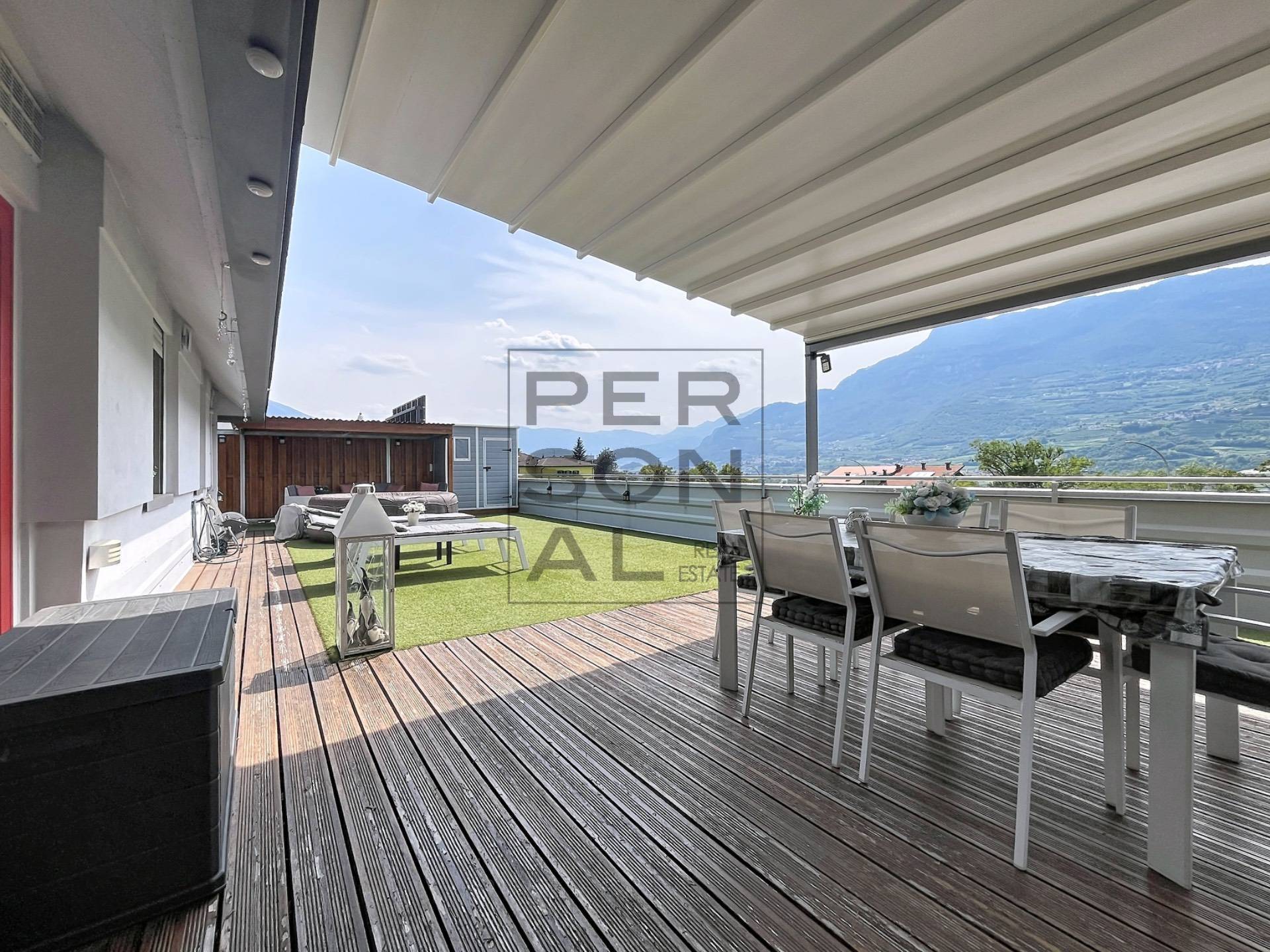 Foto appartamento in vendita a Rovereto (Trento)