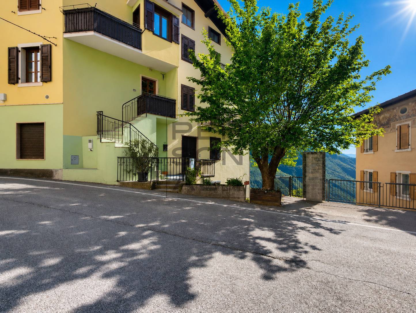 Foto appartamento in vendita a Terragnolo (Trento)