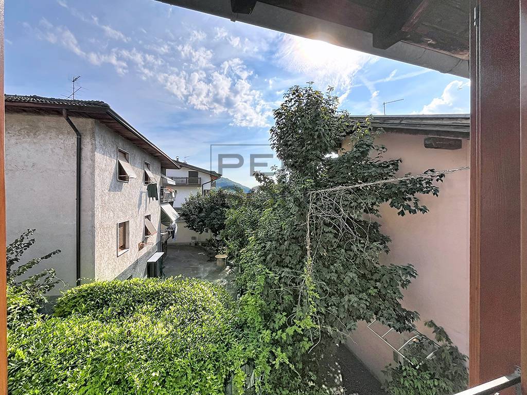 Foto appartamento in vendita a Trento (Trento)