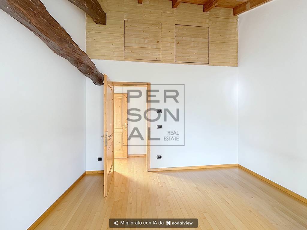 Foto appartamento in vendita a Trento (Trento)