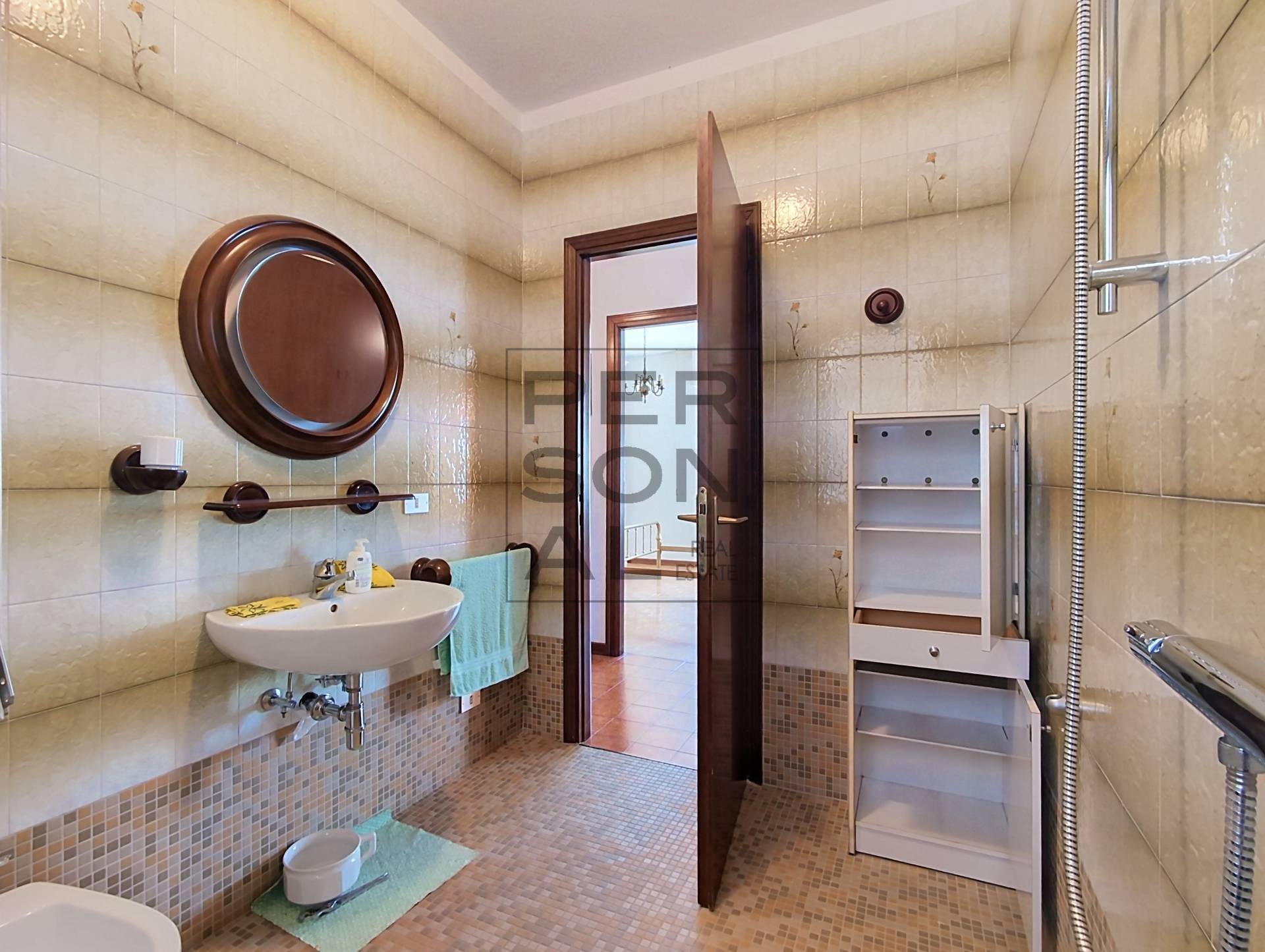 Foto appartamento in vendita a Isera (Trento)